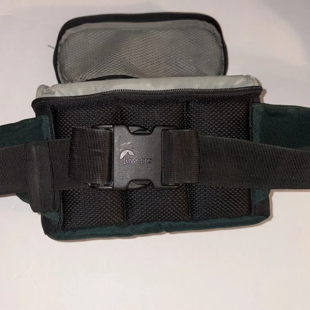 Lowepro belt pack camera bag